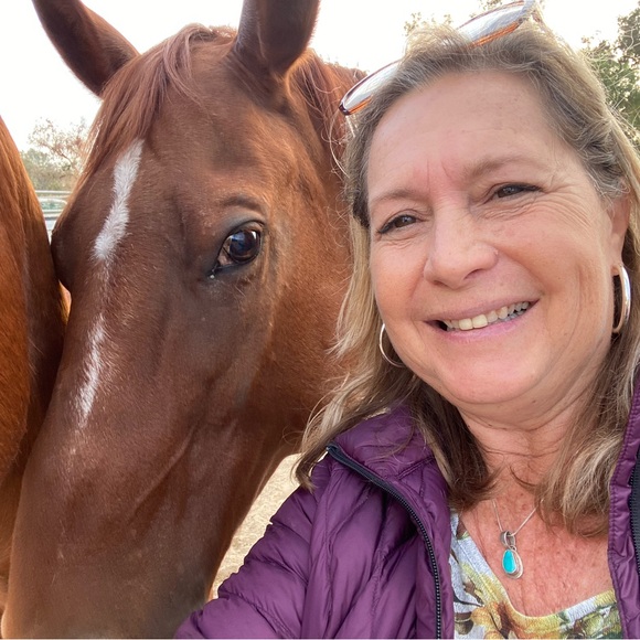 Meet your Posher, Posh - Picture 4 of 4